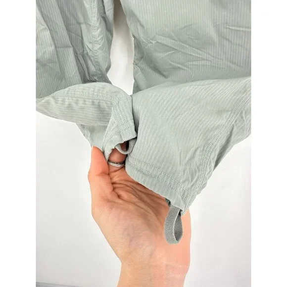 Lululemon Studio Crop Earl Grey Womens 4 Read - Picture 6 of 14